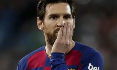 开云体育视频直播-巴萨客场压哨绝杀，拔得头筹