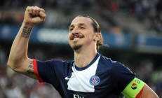 开云体育官方网站-晋京之战，当库里在压力下绽放—记山西队核心的爆发之夜