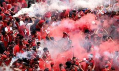 开云体育官方网站-国际赛掀起球迷狂热潮流