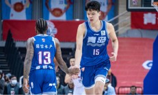 开云体育中国-关于青岛男篮奋勇拼搏，打造热血团结的战斗精神的信息