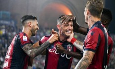 开云体育平台APP-包含AC米兰逆袭萨尔茨堡，成功晋级欧联杯强的词条