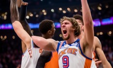 开云体育中国-关于尼克斯主场大胜，豪取胜利的信息