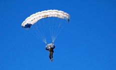 开云体育入口-从利马到洛杉矶，当秘鲁力克希腊的坚韧在NBA抢七夜重现—斯通斯的传奇接管