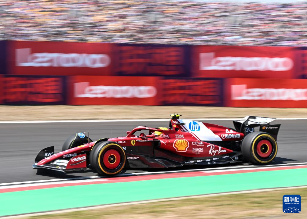 包含红牛车队碾压法拉利，汉密尔顿关键制胜的词条