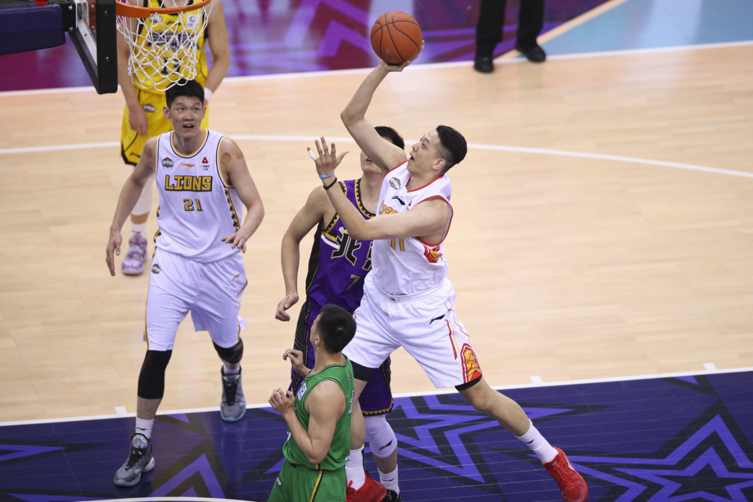 关于吉林男篮名将受伤,球队连战皆告吹的信息 关于吉林男篮名将受伤,球队连战皆告吹的信息