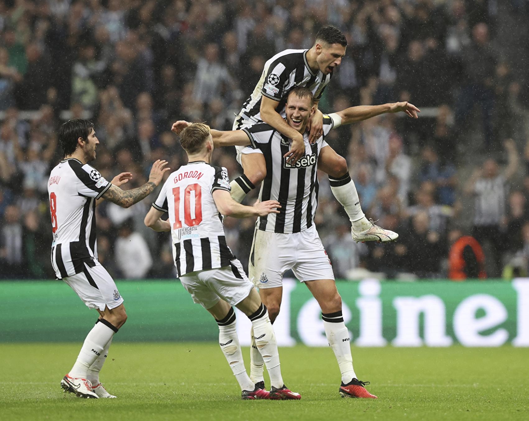 关于巴黎圣日耳曼主场告负,出线希望蒙上阴影的信息 关于巴黎圣日耳曼主场告负,出线希望蒙上阴影的信息