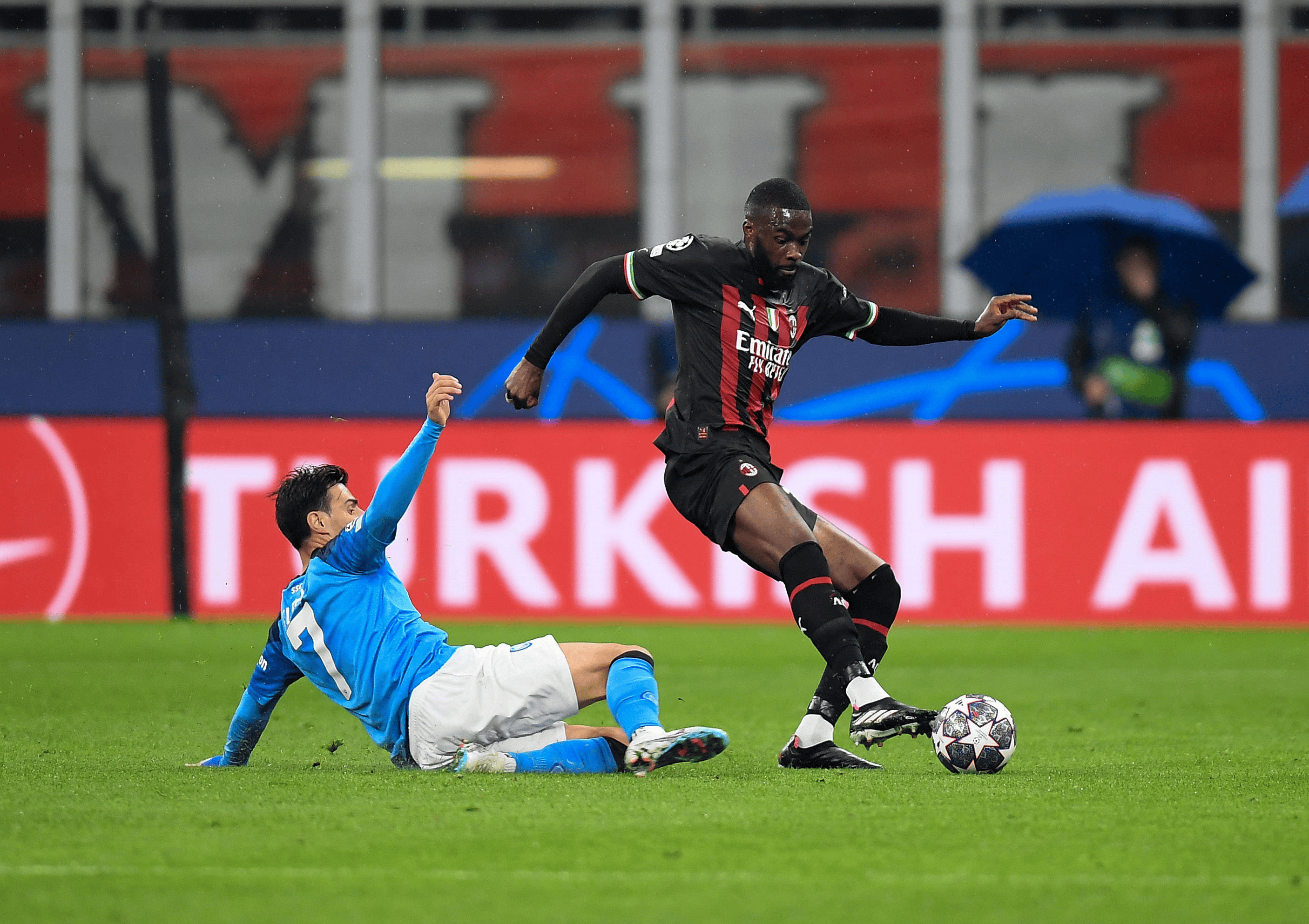 AC米兰慘敗，小组出局，欧冠赛程落幕