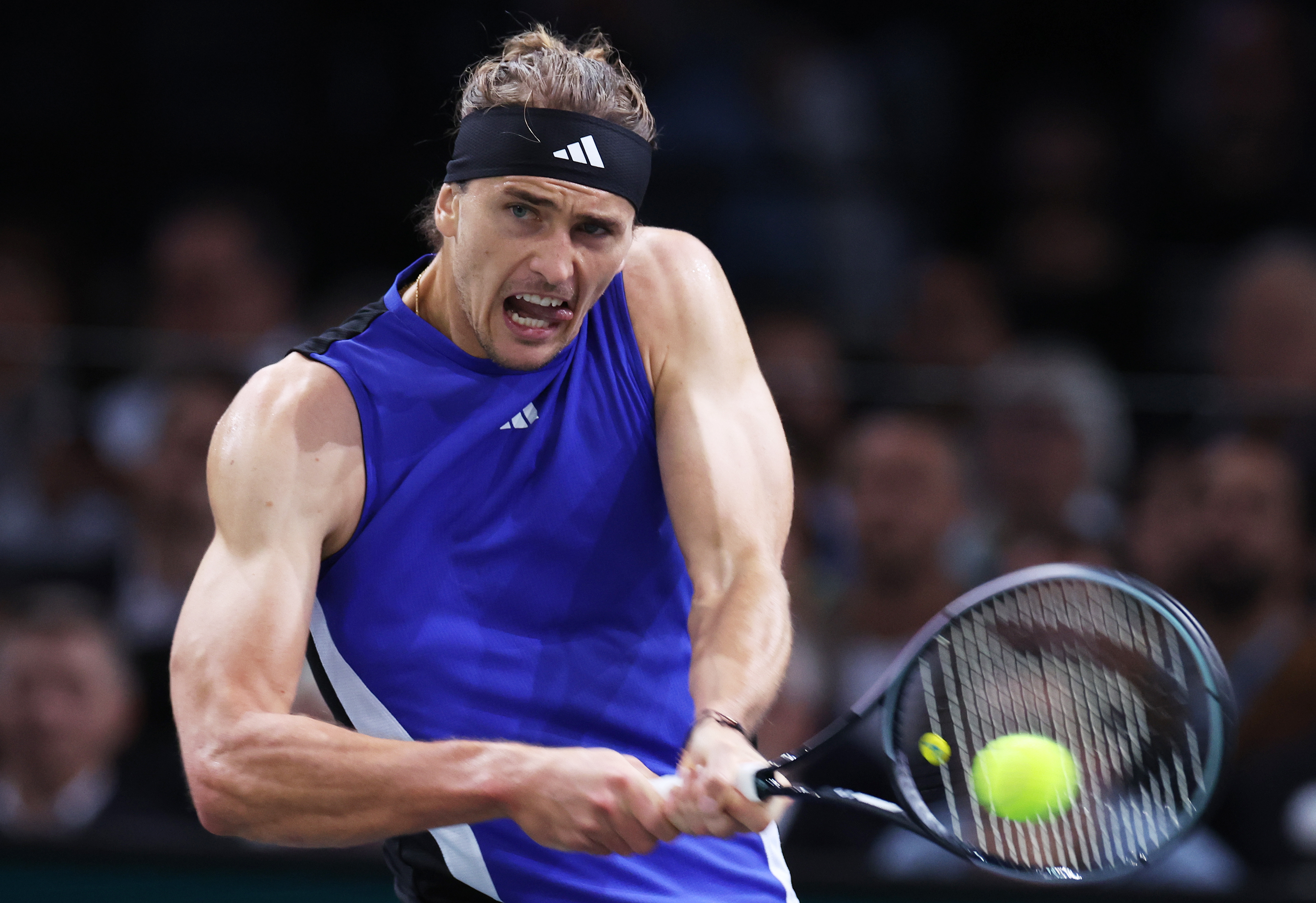 世界网球队险胜法国网球队，兹维列夫打破历史纪录的简单介绍