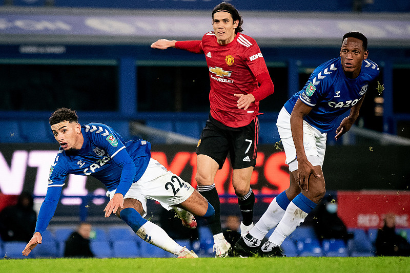 瓦伦西亚爆冷罗马，马夏尔打破历史纪录的简单介绍