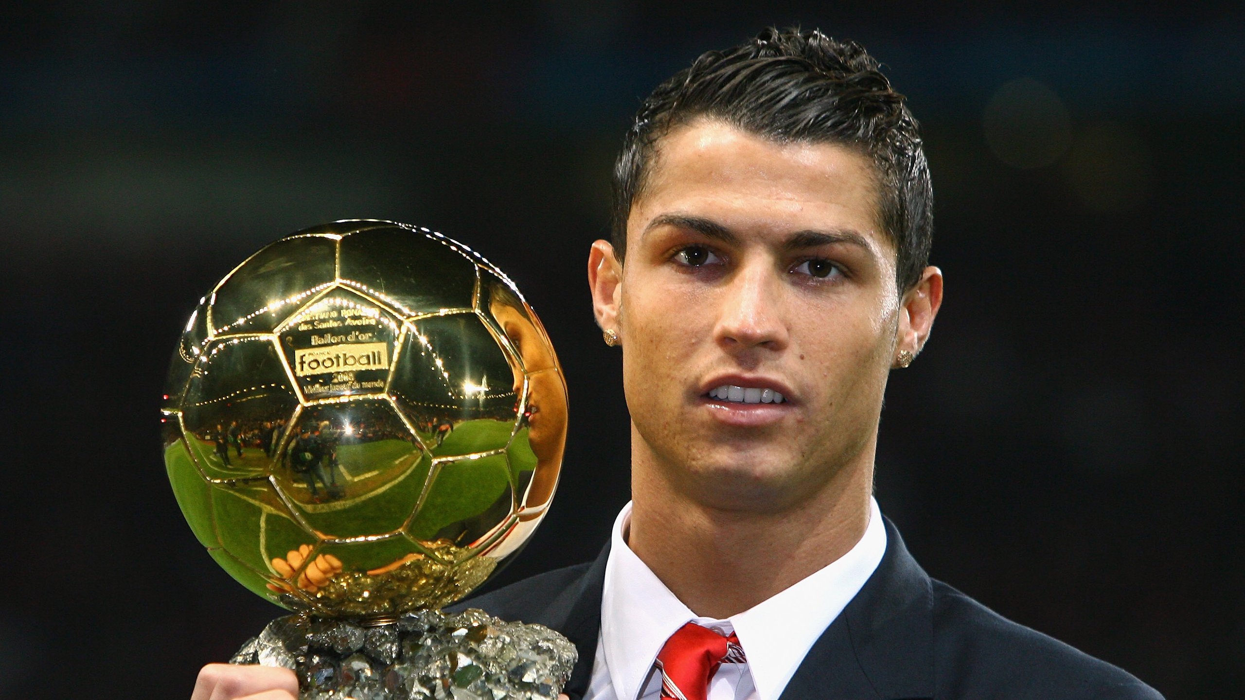 双星闪耀欧陆，英格兰铁骑攻克雷恩，C罗在意甲焦点战再证王者本色