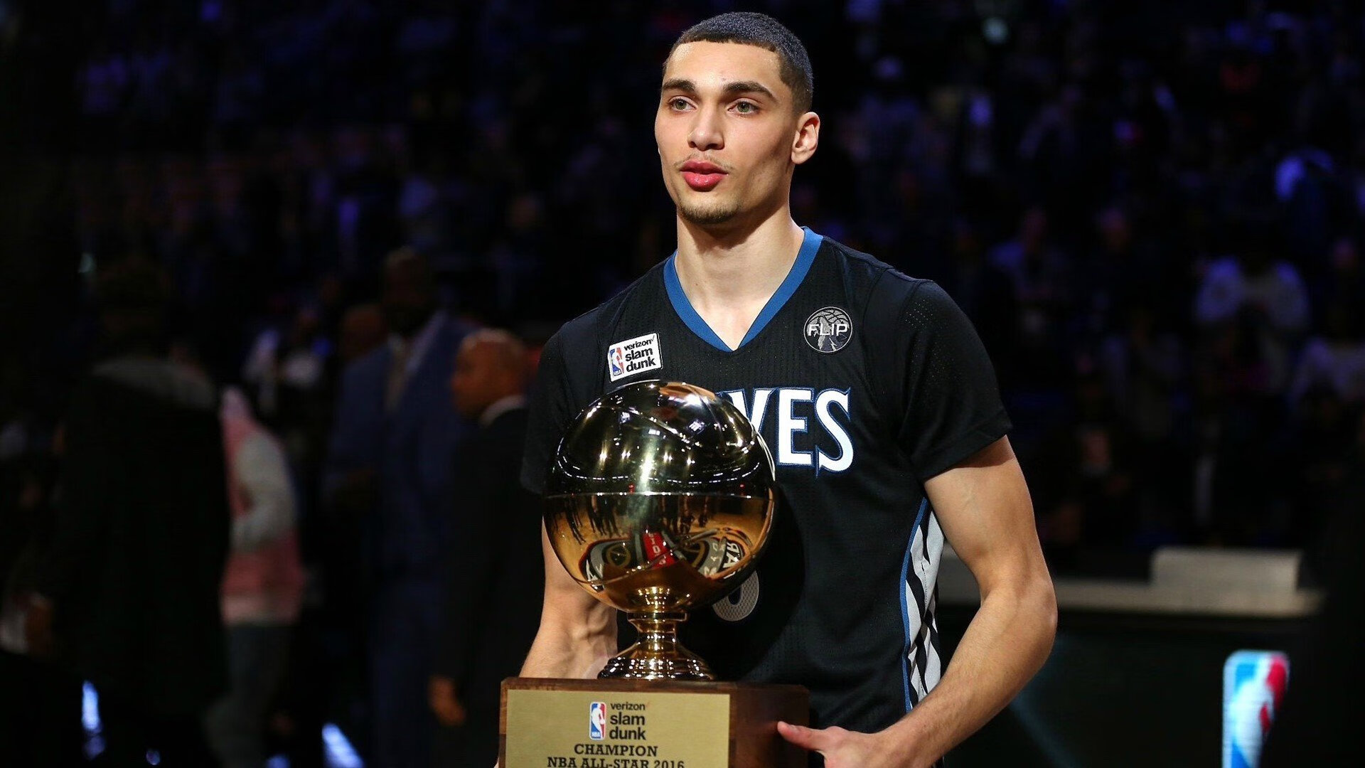 切特惊艳四座，老鹰决胜局展翅带走鹈鹕