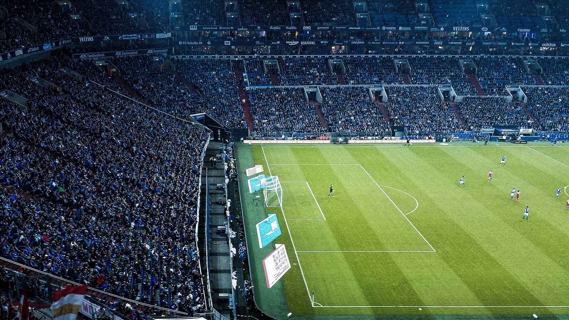 颠覆之夜,哈斯车队轻取红牛,皮亚斯特里点燃赛场